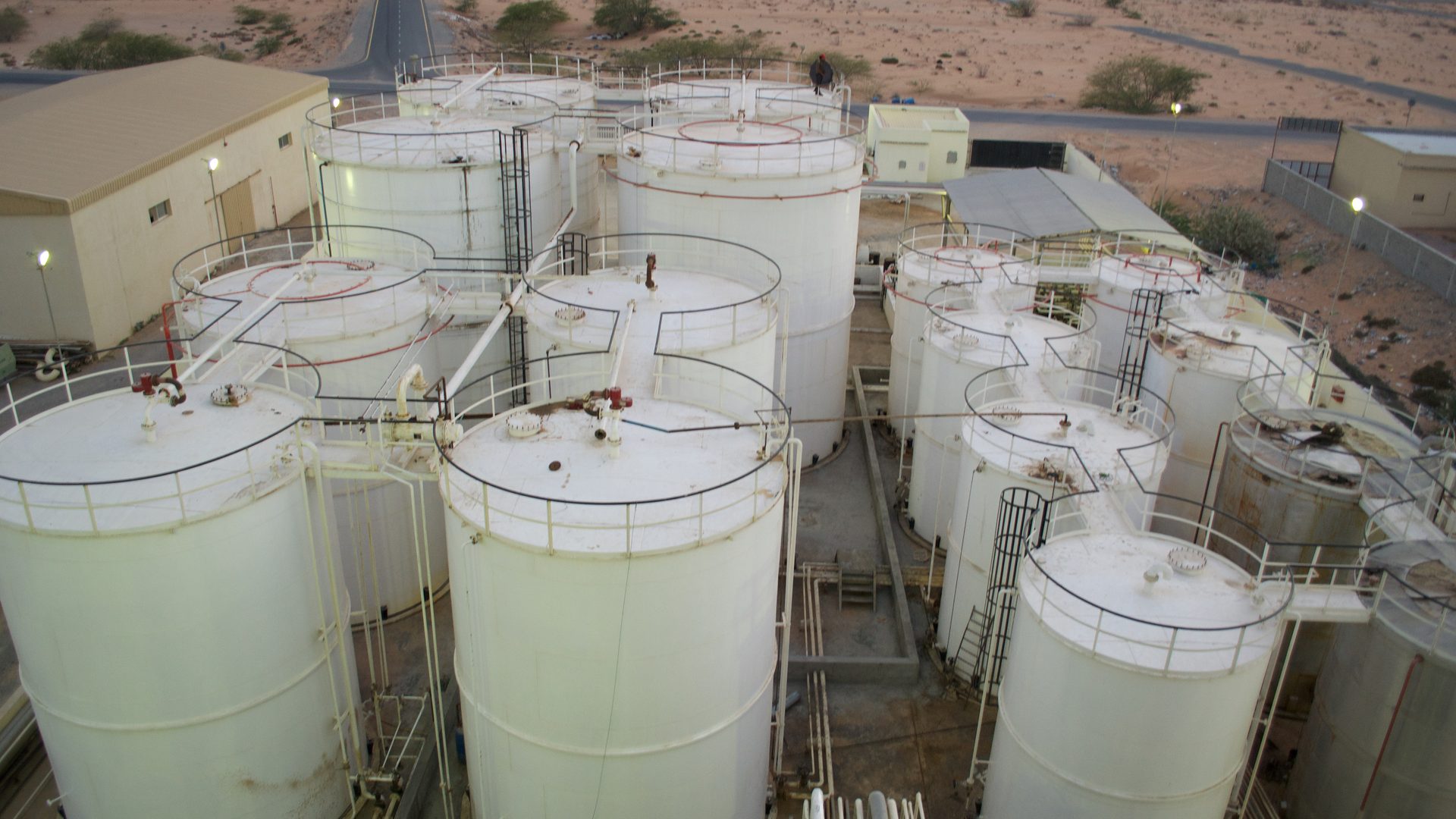 OilTech modular refinery process facility reference